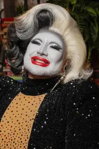 Фото  (Danny Beard)