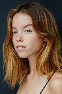 Фото  (Milly Alcock) #510997