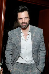 Фото Себастьян Стен (Sebastian Stan)