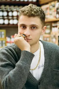 Фото  (Blondey McCoy)