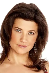Фото Дафна Зуніга (Daphne Zuniga)