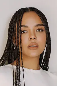 Фото Тесса Томпсон (Tessa Thompson)