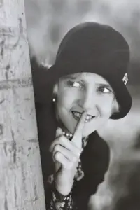 Фото  (Ruth Taylor)