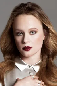 Фото Тора Берч (Thora Birch)