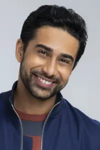 Фото Сурадж Шарма (Suraj Sharma)