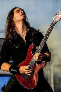 Фото  (Kiko Loureiro)