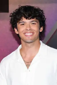 Фото  (Alexandro Byrd)