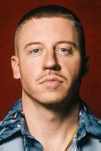Фото  (Macklemore)