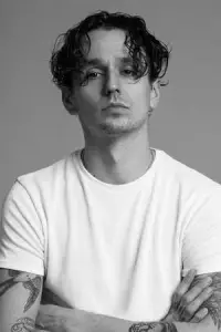 Фото  (Yves Cueni)