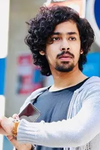 Фото Рідді Сен (Riddhi Sen)