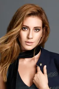 Фото  (Sinem Kobal)