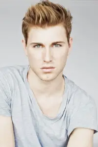 Фото  (Wes Aderhold)