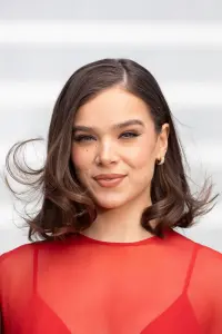 Фото Хейлі Стайнфельд (Hailee Steinfeld)