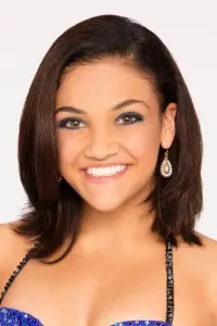 Фото  (Laurie Hernandez)