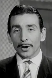 Фото Яшар Шенер (Yaşar Şener)