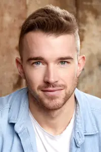 Фото Чандлер Мессі (Chandler Massey)