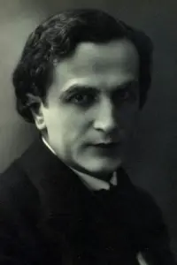 Фото  (Romuald Joubé)