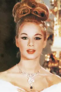 Фото  (Aliki Vougiouklaki)