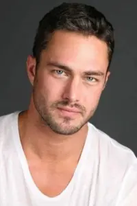 Фото Тейлор Кінні (Taylor Kinney)