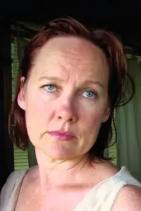 Фото  (Iris DeMent)