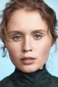 Фото Еліза Сканлен (Eliza Scanlen)