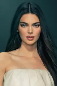 Фото  (Kendall Jenner)