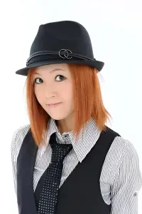 Фото  (Kaoru Mizuhara)