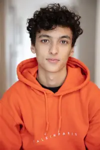 Фото  (Adam Amara)