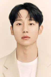 Фото Чон Хе-ін (Jung Hae-in)
