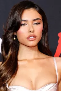 Фото Пиво Медісон (Madison Beer)
