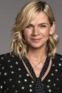 Фото  (Zoë Ball)