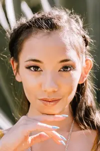 Фото  (Frankie Tan)