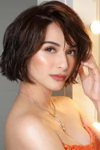 Фото  (Jennylyn Mercado)