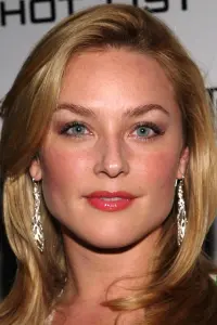 Фото Елізабет Рем (Elisabeth Röhm)
