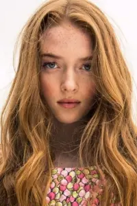 Фото  (Larsen Thompson)