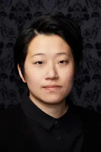 Фото  (Kirsten Tan)