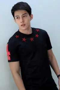 Фото  (Pranapong Khaisang)