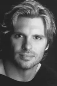 Фото  (Greg Joelson) #499299