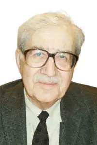Фото  (Turgut Özakman)