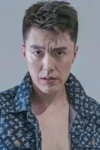 Фото  (Li Junxian)