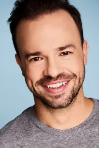 Фото  (Greg Roman)