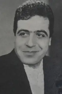 Фото  (Suphi Kaner)