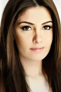 Фото  (Burcu Binici)