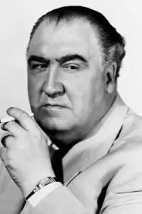 Фото Френсіс Л. Салліван (Francis L. Sullivan) #320113