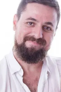 Фото  (Alexandre Estevanato)