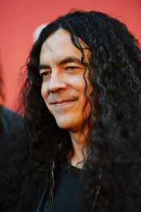 Фото  (Mike Inez)