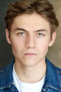 Фото  (Louis Thresher)