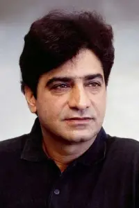 Фото  (Indra Kumar)