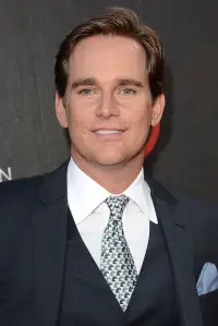 Фото  (Phillip P. Keene)