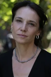 Фото Аліна Кюппенхайм (Aline Küppenheim)